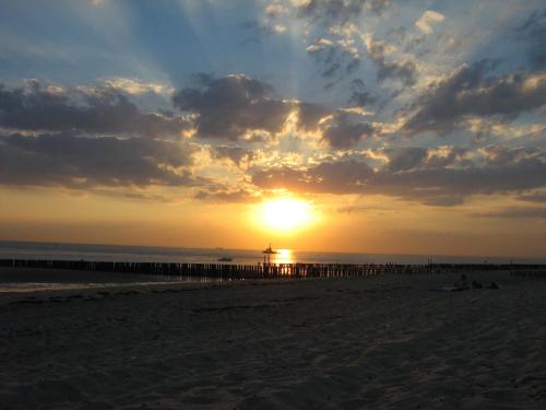 شاطئ, Tante Cher à la Mer - Zeeland (Tante Cher a la Mer - Zeeland) in Biggekerke