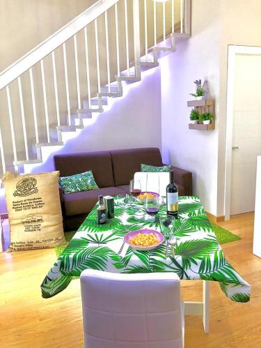 NEW Romantic house in Florence