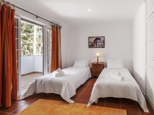 Villa Tojo Prata - Spacious and Pleasant 6 Bedroom Villa for 14 People with Garden and Private Pool - image 7
