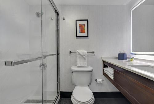 Holiday Inn Philadelphia-Cherry Hill an IHG Hotel - image 4