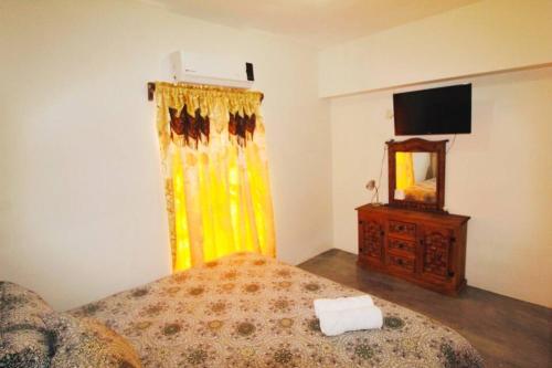 COMFORTABLE room FOR 2 with CITY VIEW in Landa de Matamoros