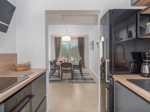 Holiday House with private pool in a quiet location with garden and grill - image 6