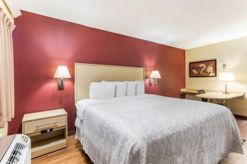 Red Roof Inn PLUS+ Nashville North Goodlettsville