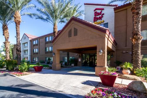 Red Roof Inn PLUS+ Tempe - Phoenix Airport