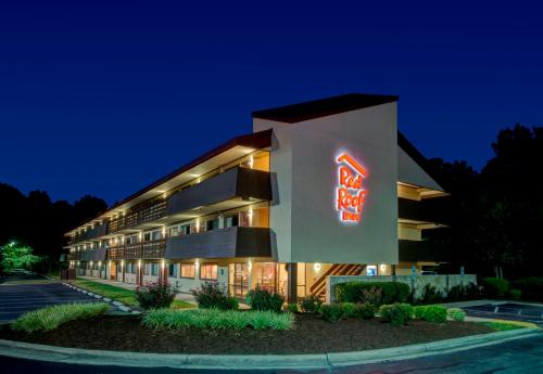 Red Roof Inn Chapel Hill - UNC