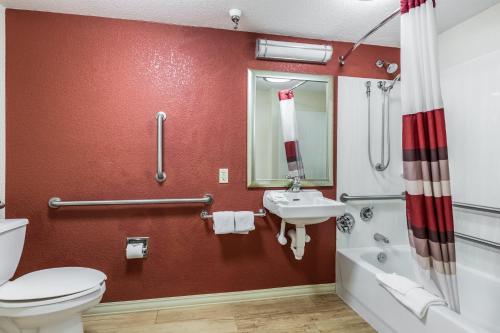 Red Roof Inn Minneapolis - Plymouth/ Wayzata – Plymouth, MN