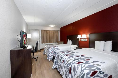  Deluxe Room with Two Double Beds Smoke Free