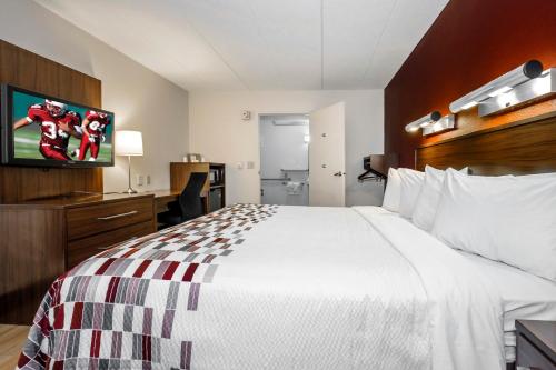 Red Roof Inn Aberdeen - image 3