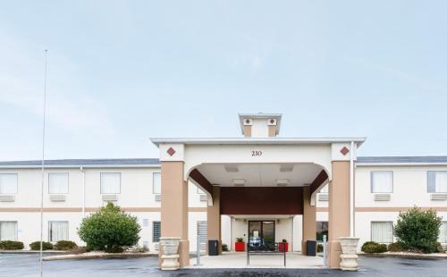 . Red Roof Inn PLUS+ Danville, KY