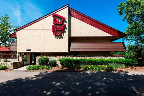 Red Roof Inn Rockford East - Casino District in Rockford, USA