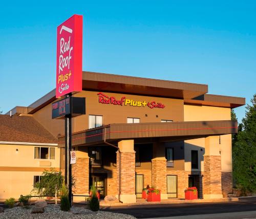 Red Roof Inn PLUS+ & Suites Malone - Hotel