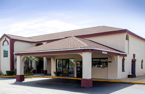 Red Roof Inn Sumter - Accommodation