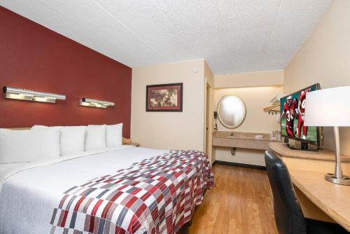 Red Roof Inn Louisville Fair And Expo - image 5