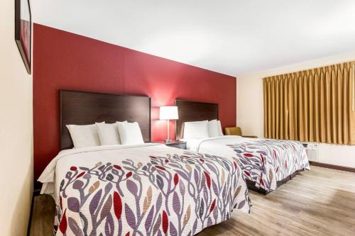 2 double beds