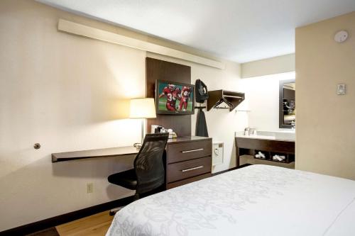 Red Roof Inn PLUS+ Baltimore-Washington DC/BWI Airport