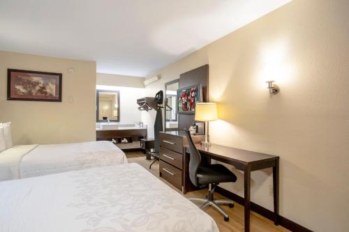 Red Roof Inn PLUS+ Baltimore-Washington DC/BWI Airport