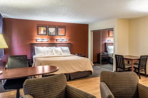 Red Roof Inn Columbus - Taylorsville