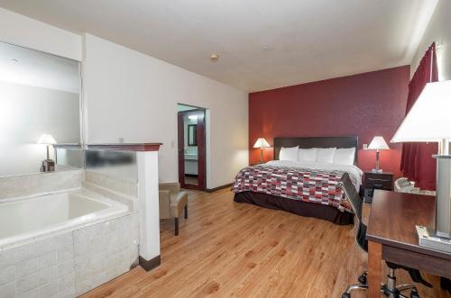 Red Roof Inn Hartselle - image 2