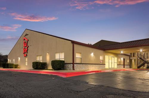 Red Roof Inn Temple in Temple, USA
