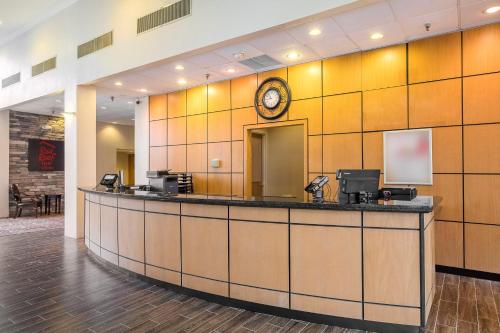 Red Roof Inn & Suites Mt Holly - McGuire AFB in Westampton Township, USA