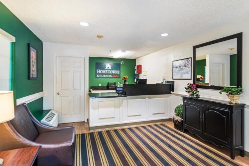 ล็อบบี้, โฮมทาวน์ สตูดิโอ แอตแลนตา - ลอว์เรนซ์วิล (HomeTowne Studios Atlanta - Lawrenceville) in ลอว์เรนซ์วิลล์