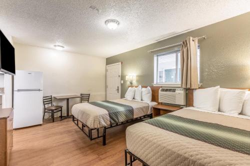 โฮมทาวน์ สตูดิโอ ออร์แลนโด - แคสเซลเบอรี (HomeTowne Studios Orlando - Casselberry) in ออร์แลนโด้ อีสต์