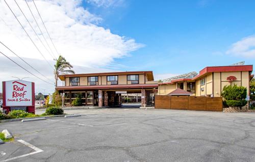 Red Roof Inn & Suites Monterey