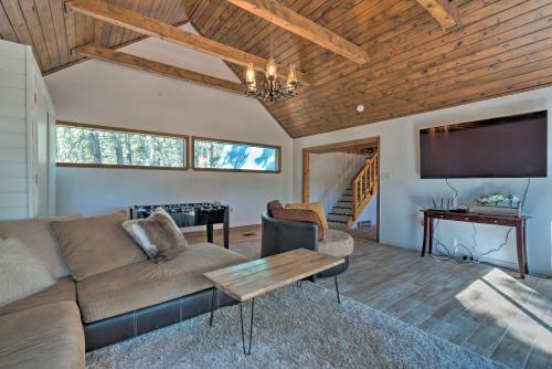 Angel Fire A-Frame Less Than 4 Miles to Ski Resort! - image 2