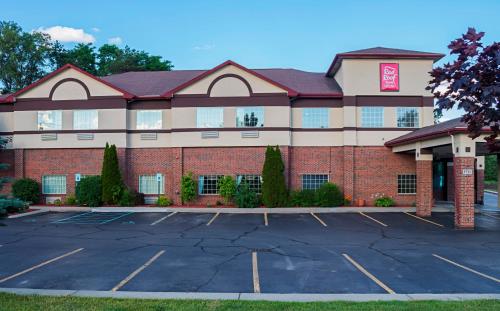 Red Roof Inn & Suites Lake Orion / Auburn Hills