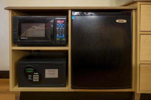 Red Roof Inn Pittsburgh North Cranberry Township - image 3