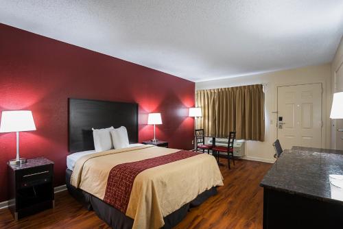 1 queen bed