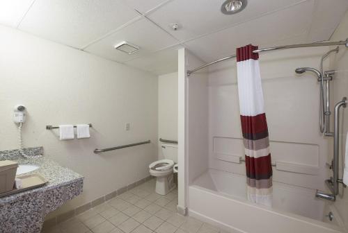 Red Roof Inn Hartford - Vernon - image 4
