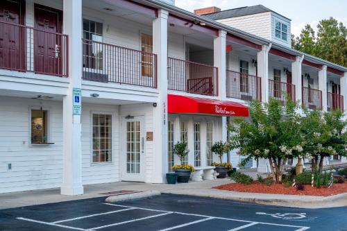 Red Roof Inn & Suites Wilson