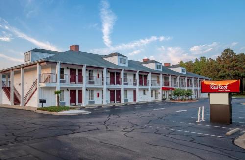 Eksterijer hotela, Red Roof Inn & Suites Wilson in Wilson (NC)