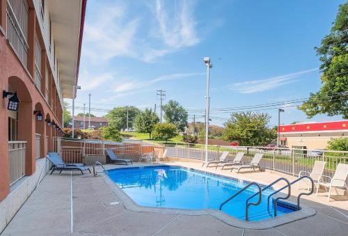 Red Roof Inn Lancaster