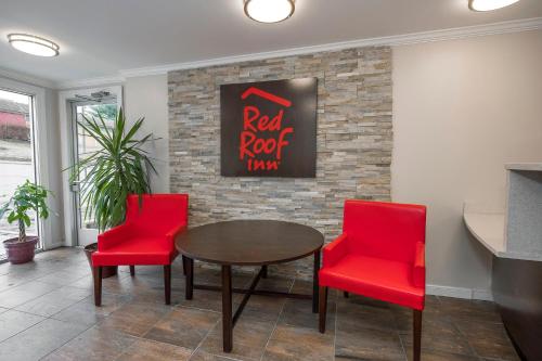 Red Roof Inn Fredericksburg North in Fredericksburg, USA