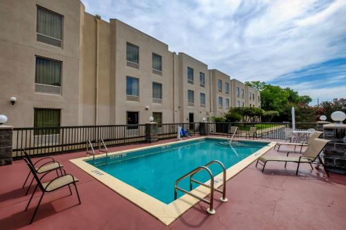 Red Roof Inn Pensacola Fairgrounds