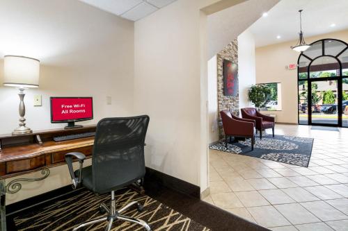 Red Roof Inn Carrollton - image 6