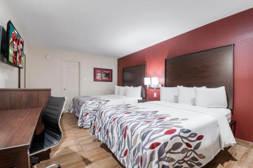 Red Roof Inn Houston – Spring North - image 9