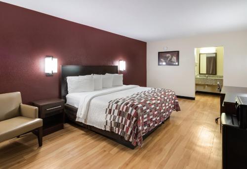 Red Roof Inn & Suites Commerce - Athens