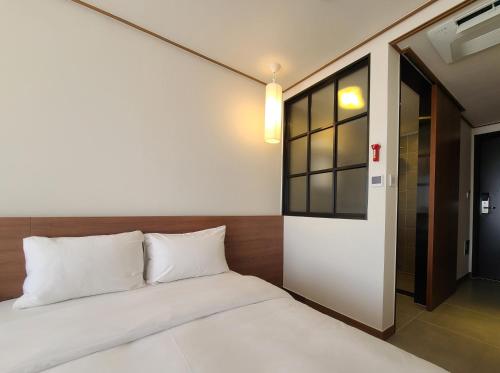 1 double bed
