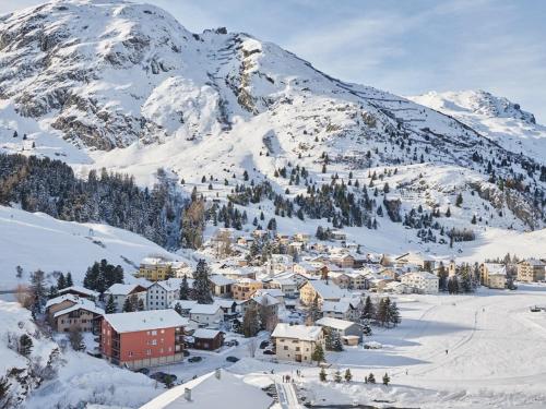 Palazzo in 比維奧