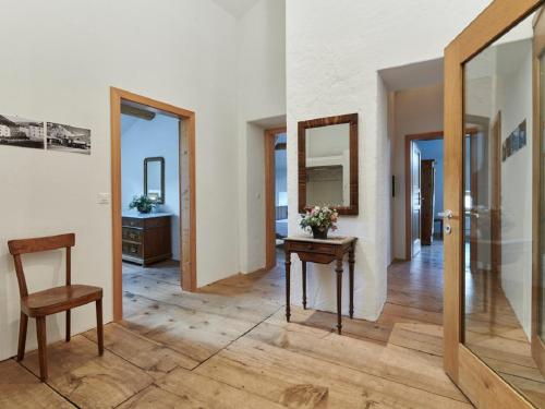 設施, Palazzo in 比維奧