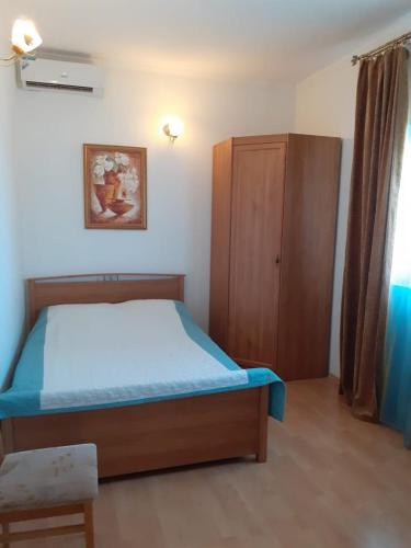 Alexandra Guest House - main image