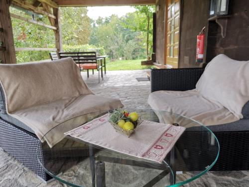 Vetrovi šumijo II (Vetrovi sumijo II) in 多布爾娜