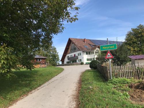 Apkārtne, Ferienwohnung mit Alpenblick in Antdorf