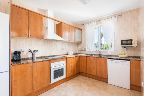 VILLA CHLOE - image 13
