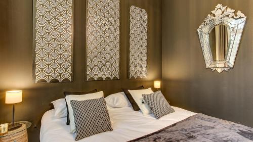 Cocoon in Cannes ***** - image 9