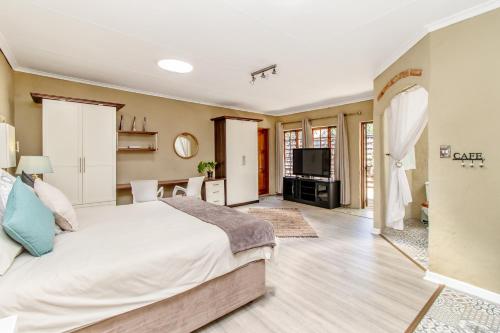 Villa Roma - Luxury Accommodation