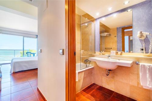 Hotel Na Forana Room Type - Triple Room with Balcony